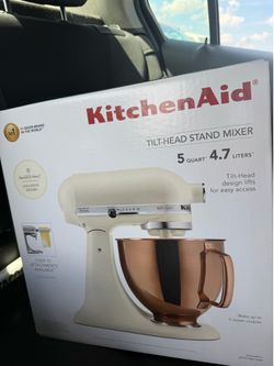 Kitchen aid mixer