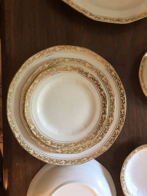 Dolly Madison China Le Roi Filigree 18k Gold Etched For Sale In Sheridan Il Offerup