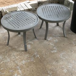 Outdoor side tables/plants Stands