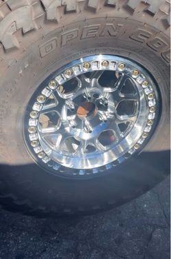 Bead locks WHEELS AND TIRES
