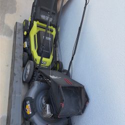 2 Lawnmowers Ryobi Craftsman
