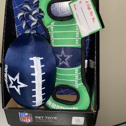 Dallas Cowboys Pet Toy Set