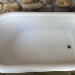 Cast Iron Bathtub 