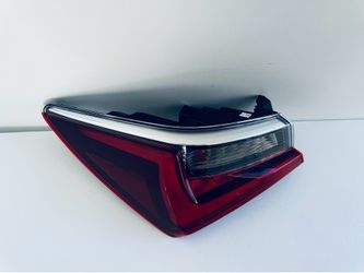 2019-2022 ACURA ILX LEFT DRIVER SIDE HALOGEN W/LED TAIL LIGHT OEM (198)