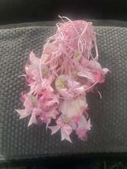 Babyshower pacifiers