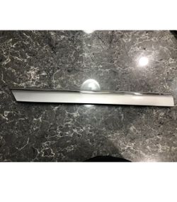 2000-07 MERCEDES W203 C230 C280 C350 REAR DOOR RIGHT PASSENGER SIDE MOLDING OEM