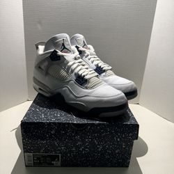 Jordan 4: Midnight Navy Size 14