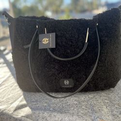 House of Harlow 1960 Black Sherpa Crossbody and shoulder Tote bag