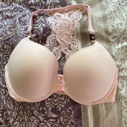 New w/tags Victoria's Secret Bra for Sale in Millstone, NJ - OfferUp