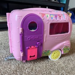 Doll Camper