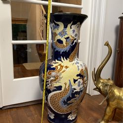 Vtg Chinese Porcelain Dragon Vase( H32”)