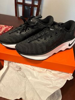 Nike Running Sneakers Black White NEW