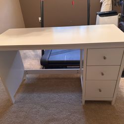 White Desk Or Vanity