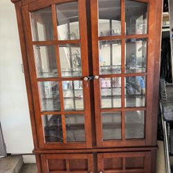 Cabinet Wood With Light 
