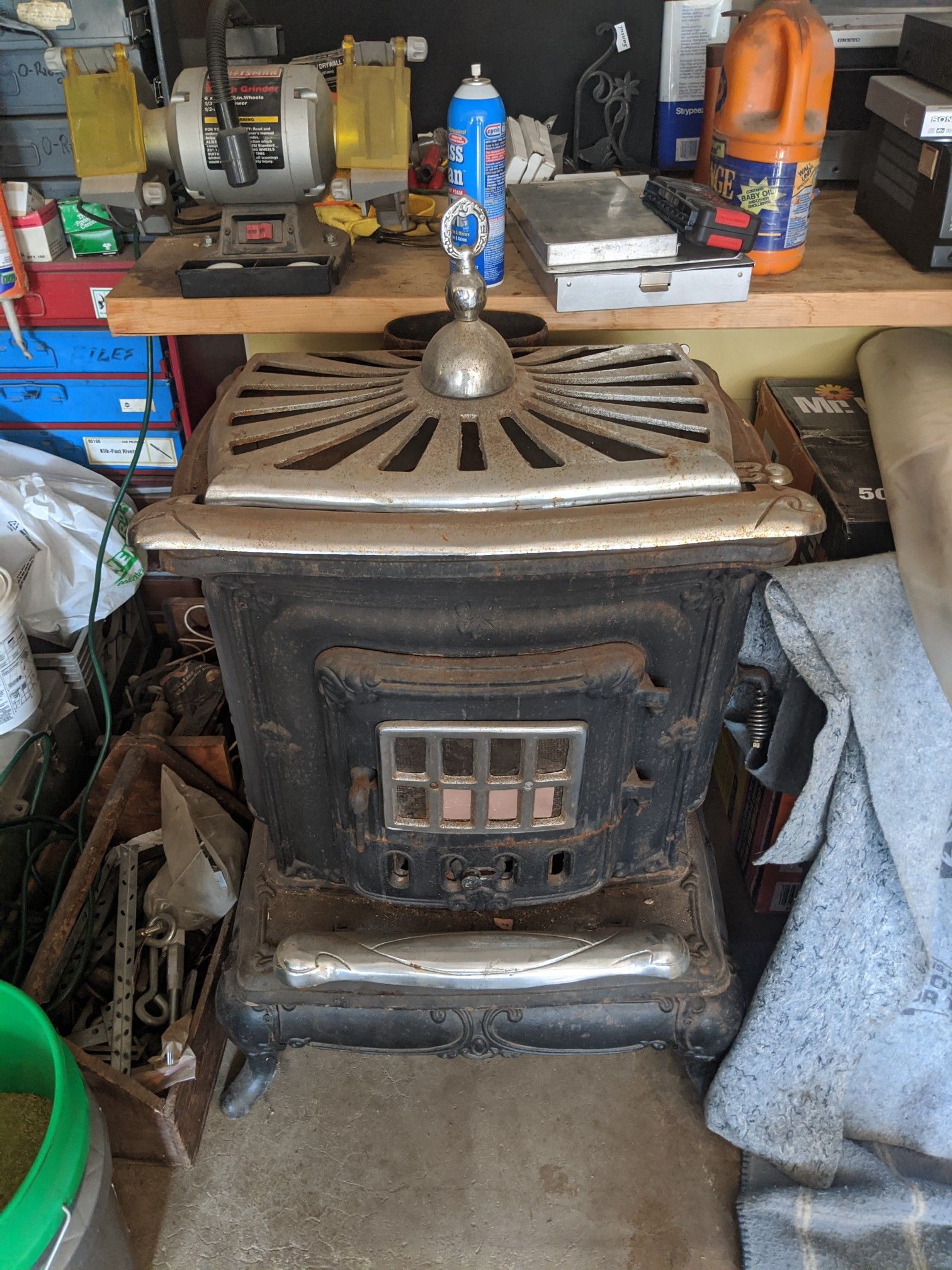 Parlor wood burning stove