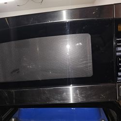 Large GE Microwave 