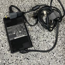 Lenovo AC/DC COMBO ADAPTER 