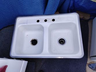 Vintage ceramic sink