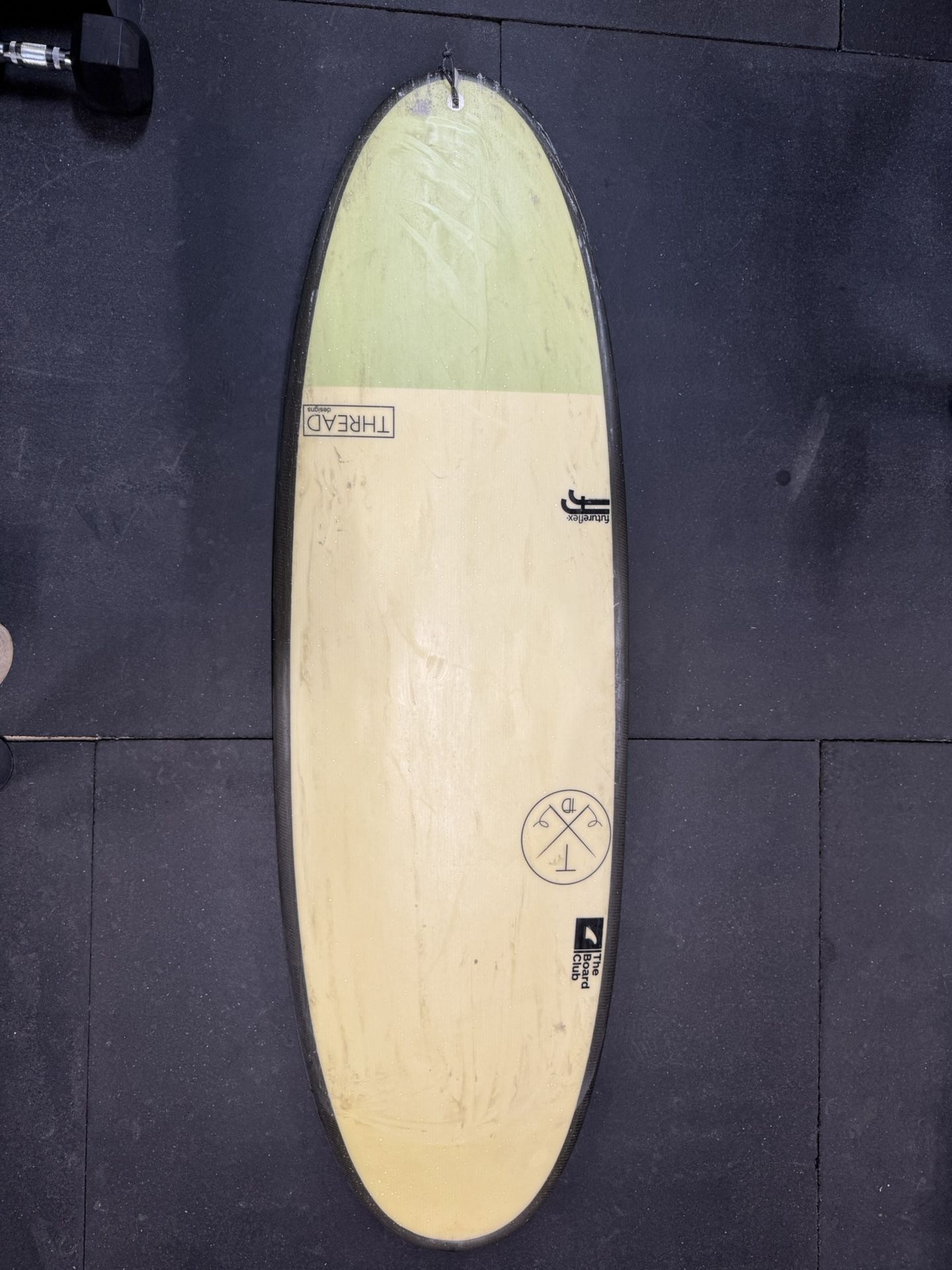 Surfboard - 5 Fin