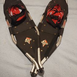Red feather Snowshoes 