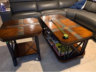 Coffee table & matching  end tables