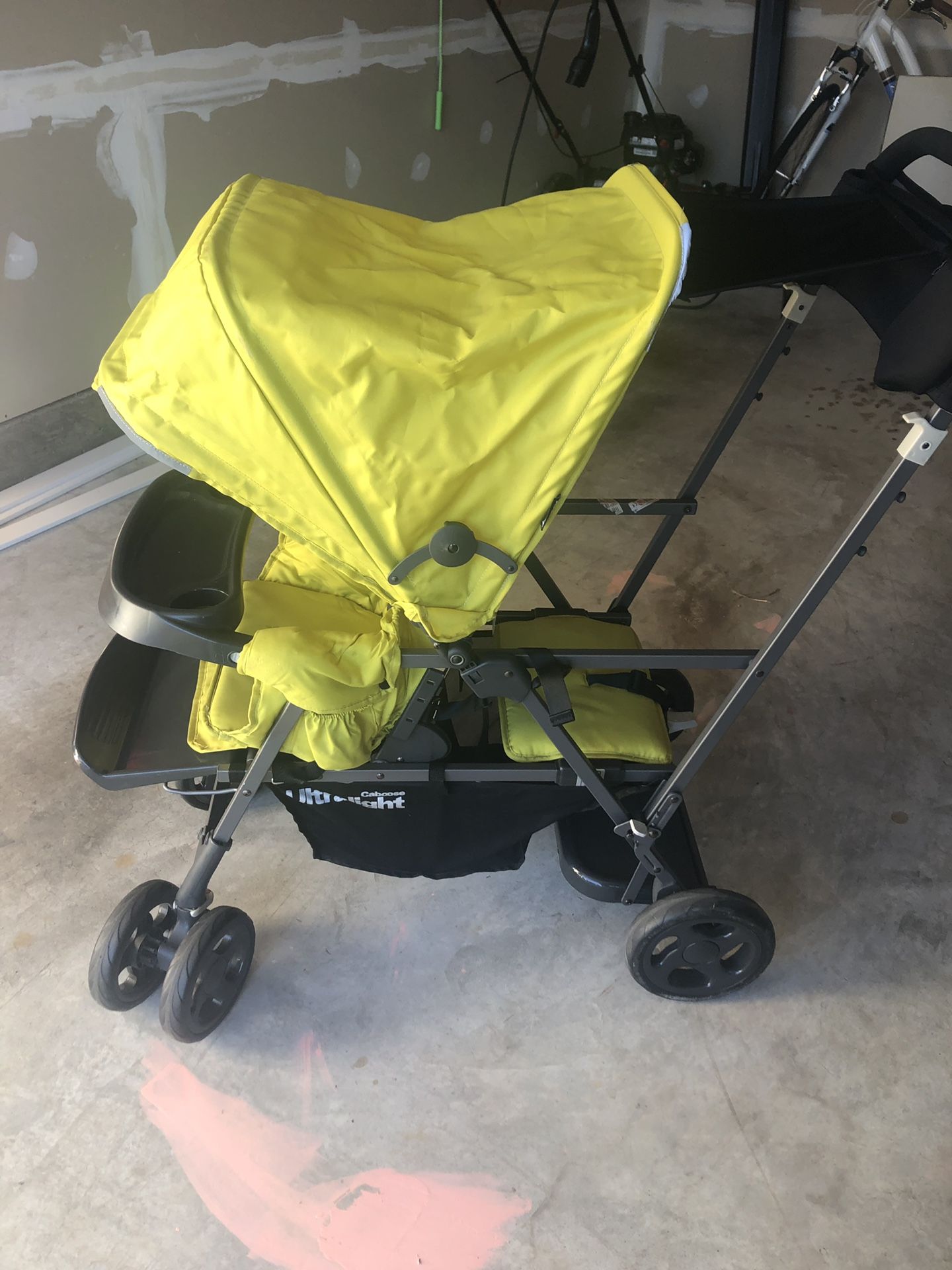 Joovy Caboose Sit and Stand stroller