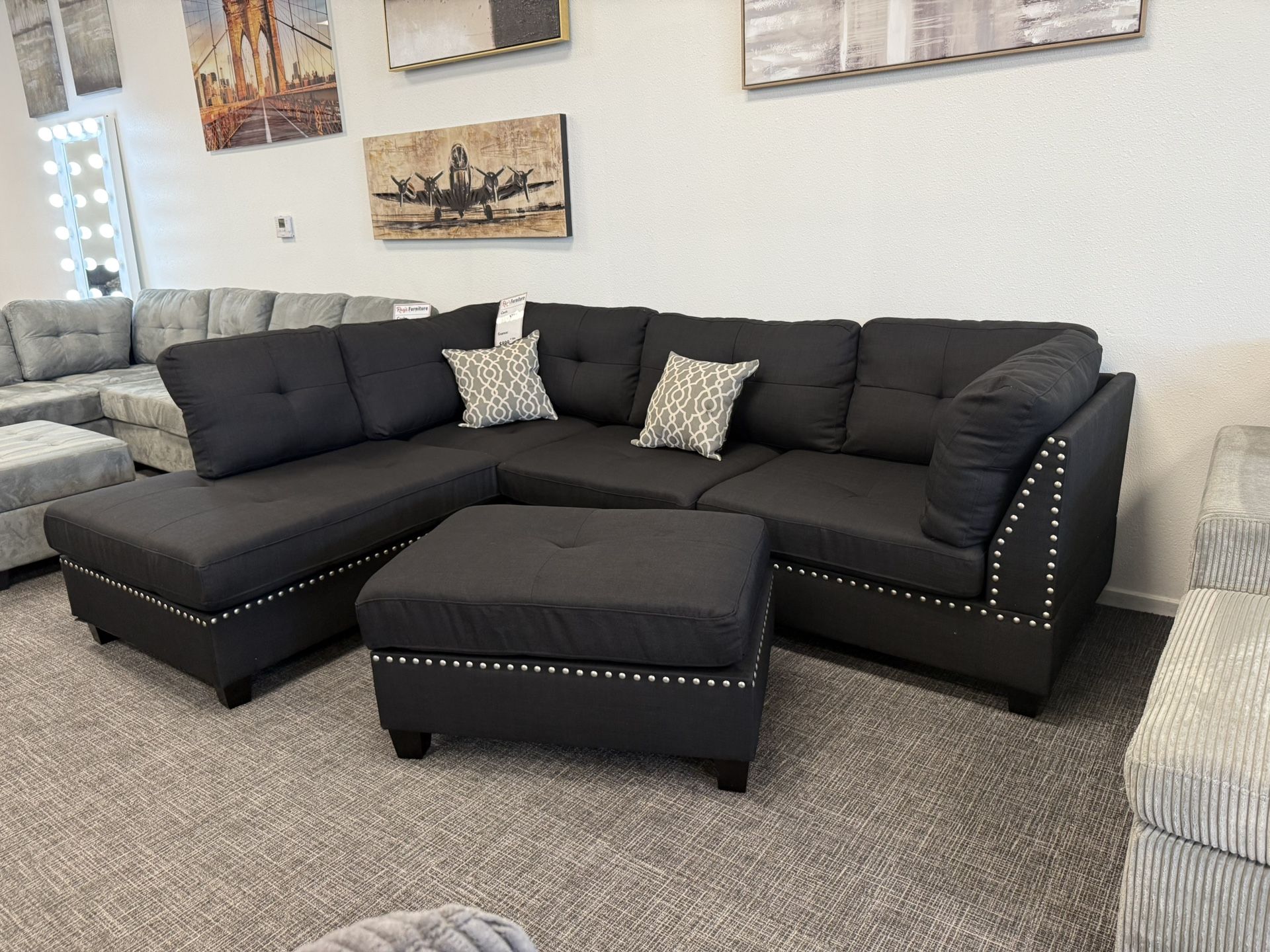 π€ Sleek & Comfy! Black Sectional w/ Ottoman β $799