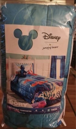 Disney Pixar Finding Dory Multicolor Reversible Kids Twin Comforter 61"x86" Brand New