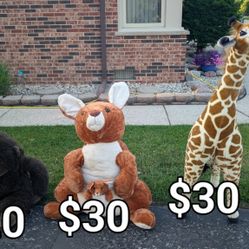 Huge Stuffed Animals