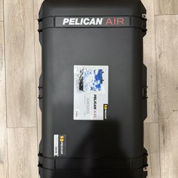 Pelican Air 1615 with Trekpak Dividers 