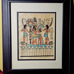 Papyrus Flowers for the Queen

