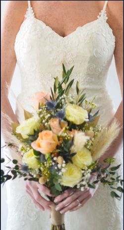 Elegant Lace Wedding Dress 