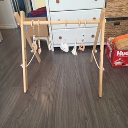 Montessori Baby Gym