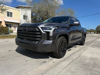 2022 Toyota Tundra CrewMax