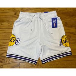 Ultra Game White NBA Lakers Basketball Shorts At The Knee Men’s Sz A New!