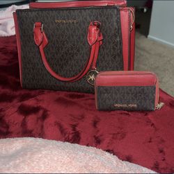 Micheal Kors Set