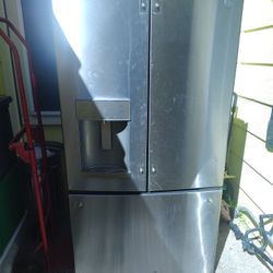 Refrigerator.., Great Price!!!