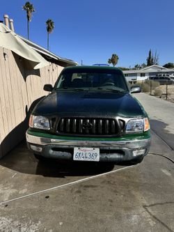 Toyota Tacoma 4cylinder Standard/manual