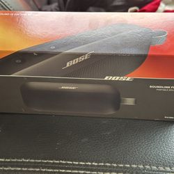 Bose SoundLink Flex Portable Speaker (2nd Gen)