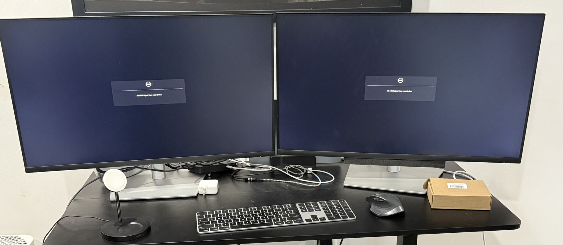 (2)Dell 32inch LCD Monitor - 16:9 - Black