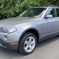 BMW X3 3.0si Sport Utility AWD 4 Door SUV 4wheel Drive Heated Leather X5 Audi Family Free Porsche Mercedes