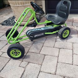 hauck Ergonomic Pedal Ride On Go Kart Toys for Boys and Girls