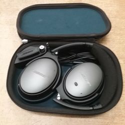 Bose QuietComfort 25 Acoustic Noise Cancelling Headphones for Apple devices - Black, Wired ......