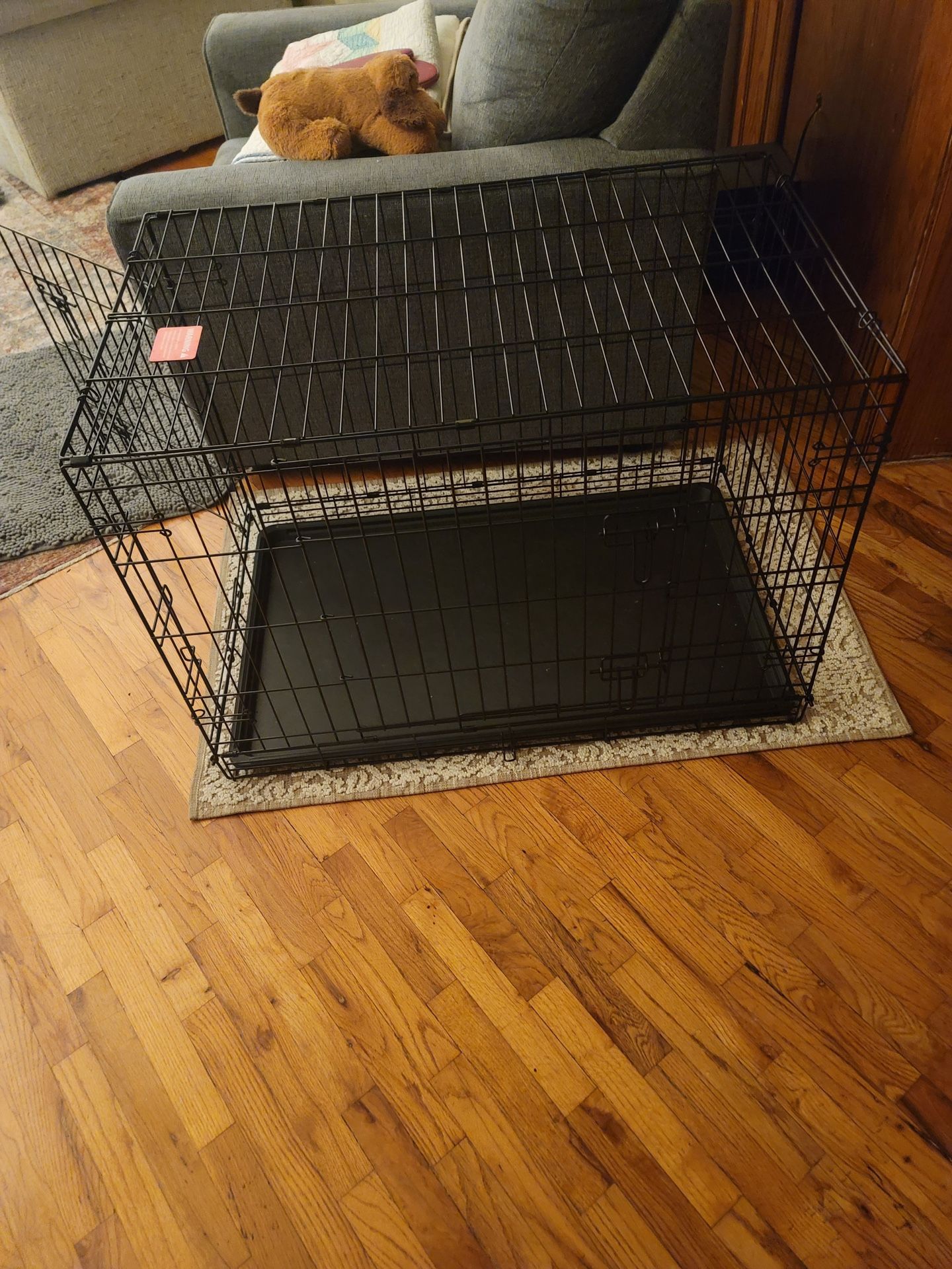 Dog Crate Excellent Condition 