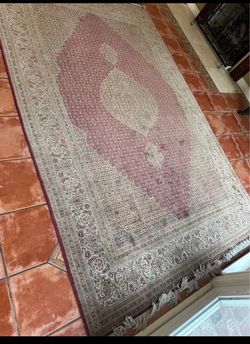 A pair of beautiful Authentic kork/wool mahi design Persian rug .