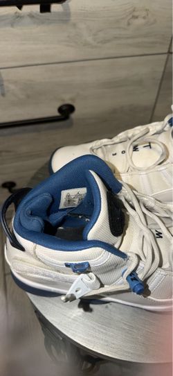 Men 10.5 Jordan