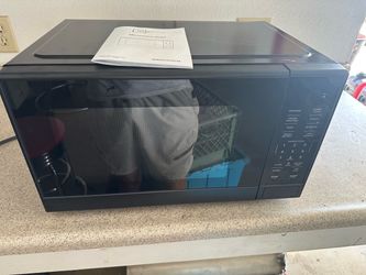 1000 Watt Main Stays Microwave