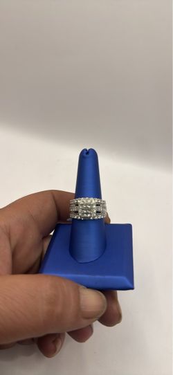 14Karat White Gold Diamond Cluster Statement Ring