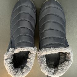 Brand New! Navy Blue Women’s Fleece Lined Shoes