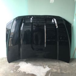 GMC Sierra 2500 Hood
